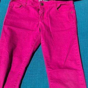 Pink skinny jeans, kids